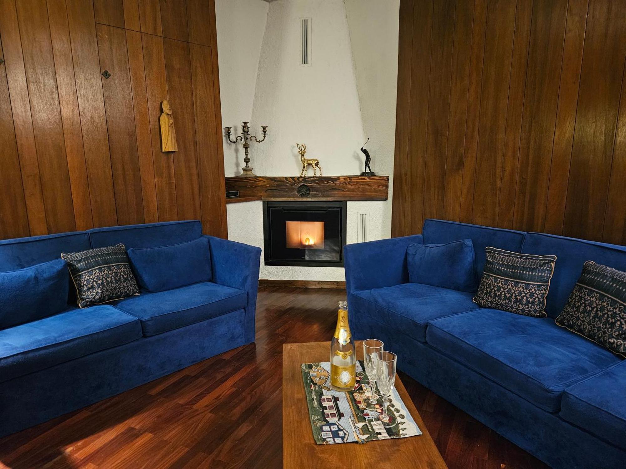 Appartement Cervino 1865 Family House & Friends - Cir 0517 à Breuil-Cervinia Extérieur photo